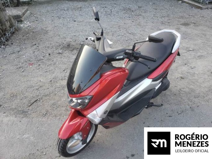 YAMAHA NMAX 17/17